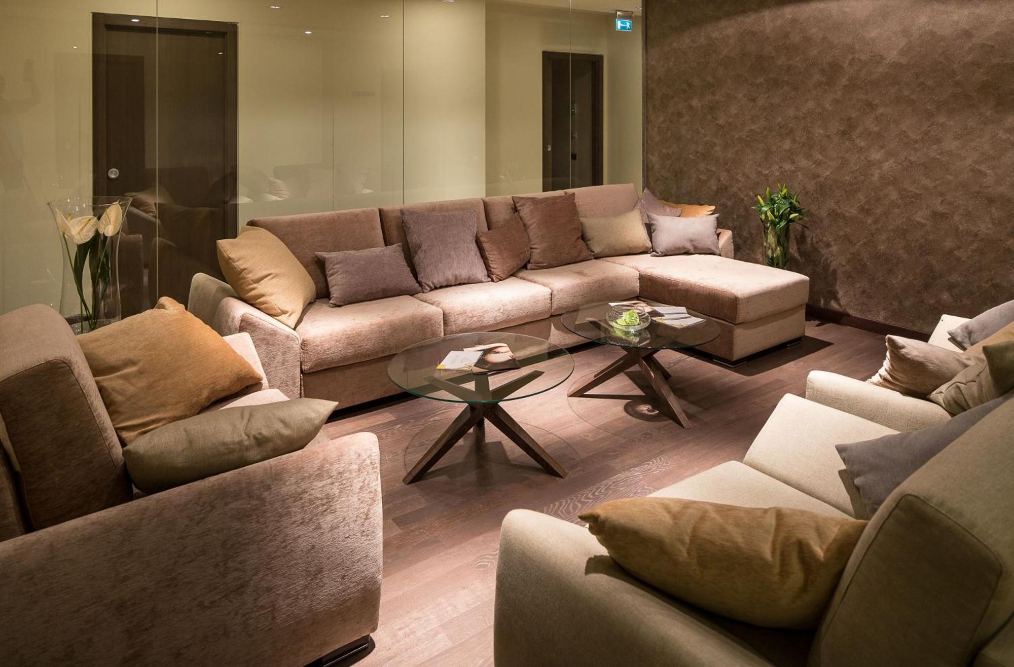 Kronwell Brasov Hotel Екстер'єр фото