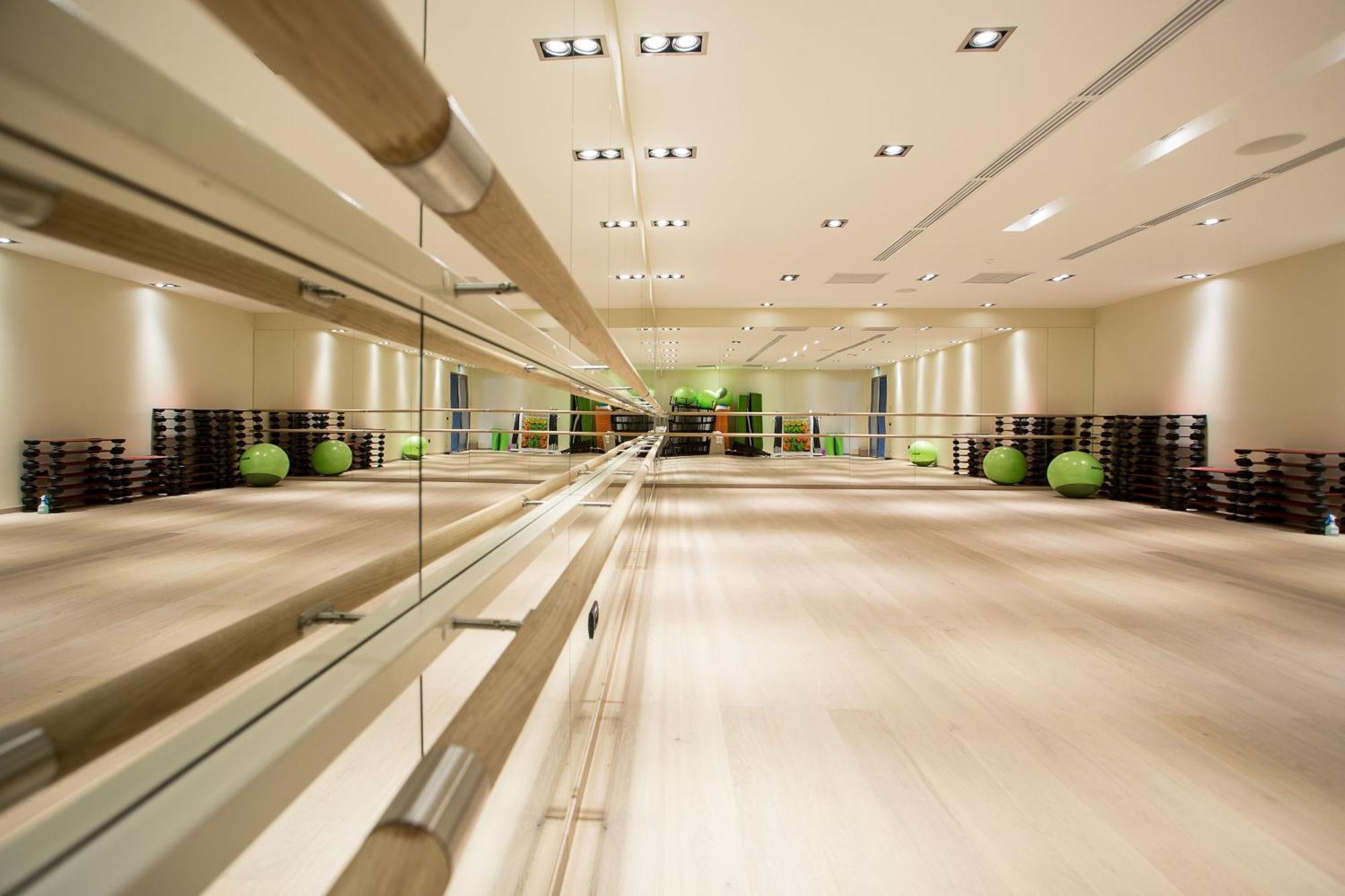 Kronwell Brasov Hotel Екстер'єр фото