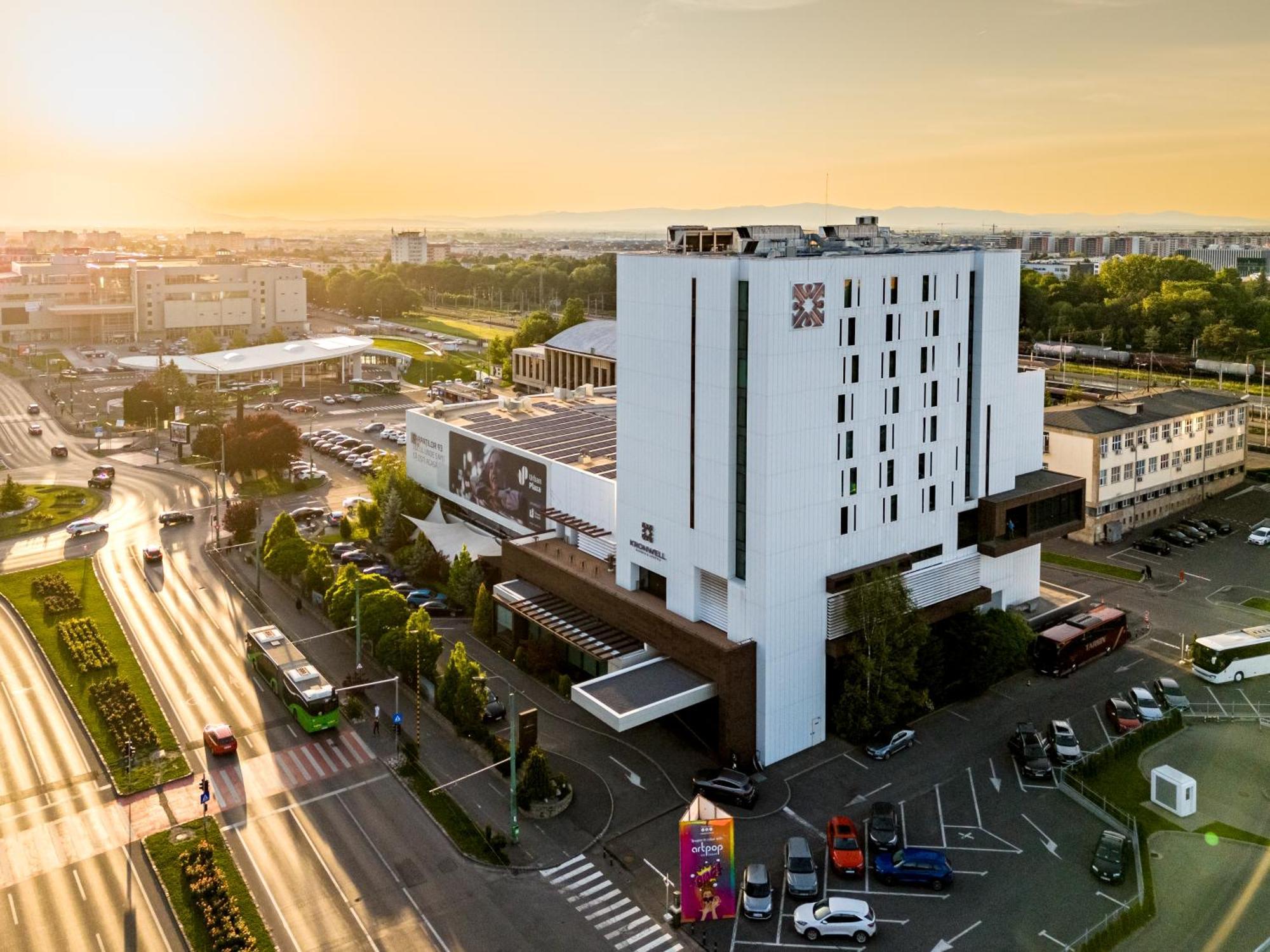 Kronwell Brasov Hotel Екстер'єр фото